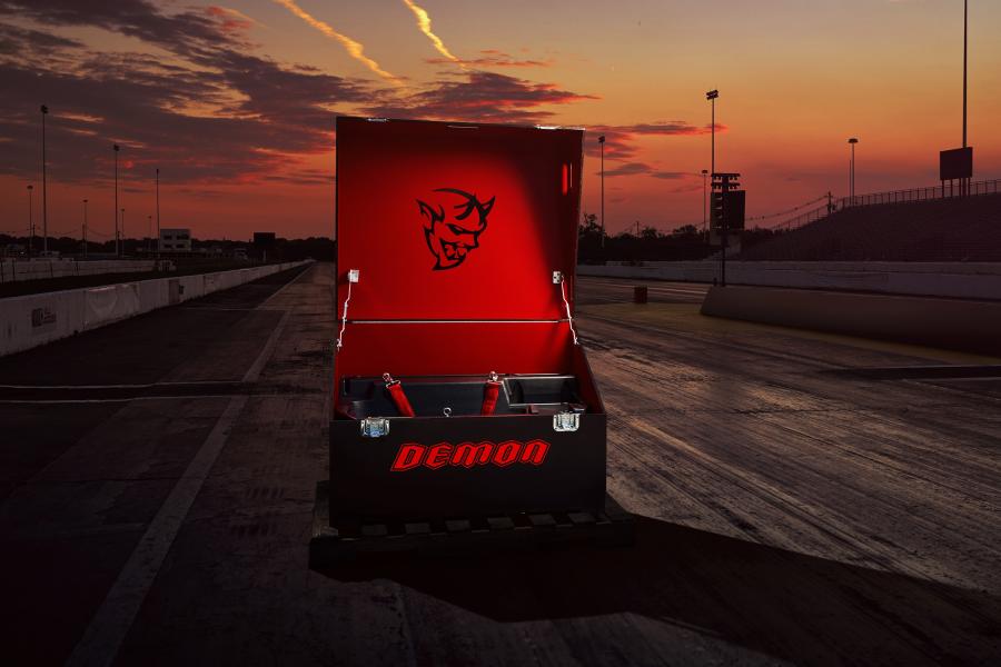  Dodge Challenger SRT Demon 2017 года  (фото 53 из 181)
